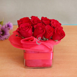 Red Love - Red rose bouquet