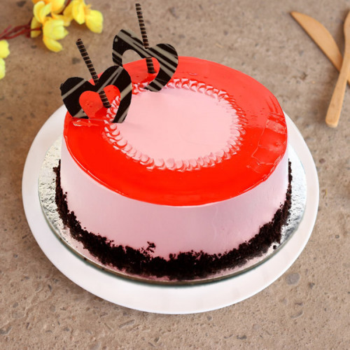 Strawberry Creamy Cake: Available in Half Kg, One Kg, One and Half Kg, Two Kg & Three Kg Strawberry Creamy Cake
