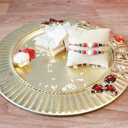 1 Kg Barfi, 2 Rakhi