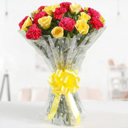 Bunch Of Flowers - Red rose bouquet