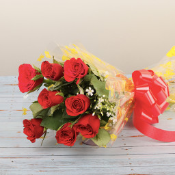 To Make You Smile - Red rose bouquet