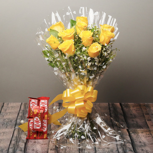 Wrapped Amenity - Yellow rose bouquet