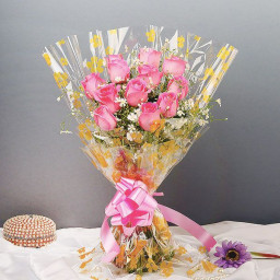 Love Sprouts - Pink rose bouquet