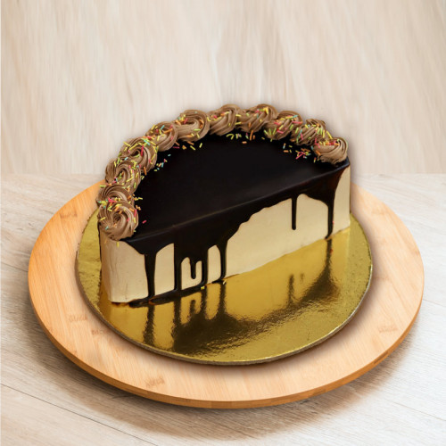 Choco Moco Cake: Available in Half Kg, One Kg, One and Half Kg, Two Kg & Three Kg Choco Moco Cake