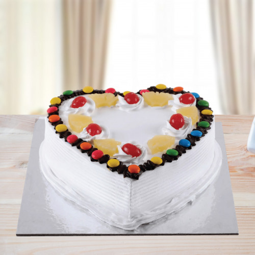 Heart With Lovely Gems: Available in Half Kg, One Kg, One and Half Kg, Two Kg & Three Kg Heart With Lovely Gems