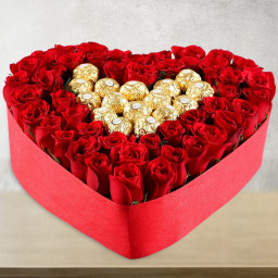 Intimacy Bounded - Red rose bouquet