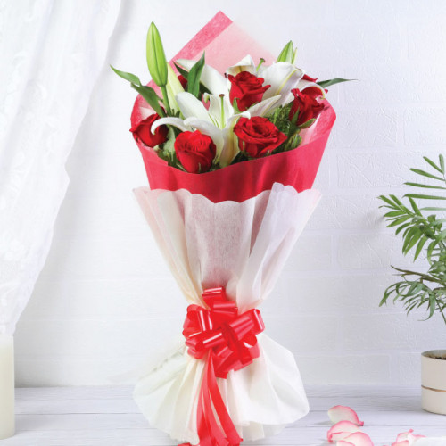 Passion in Bloom - Red rose bouquet