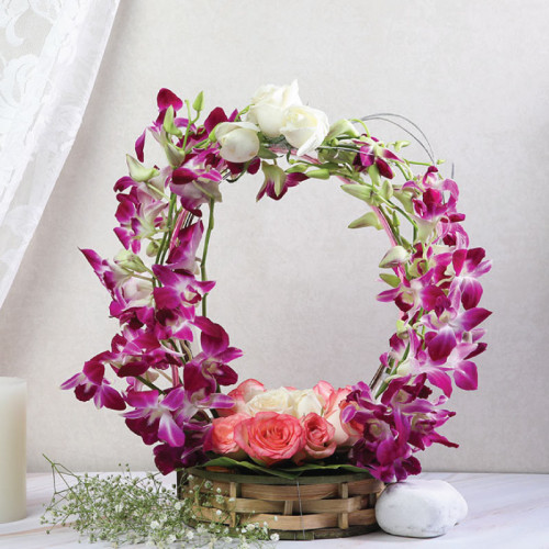 Pastel Blossom Harmony - White rose basket