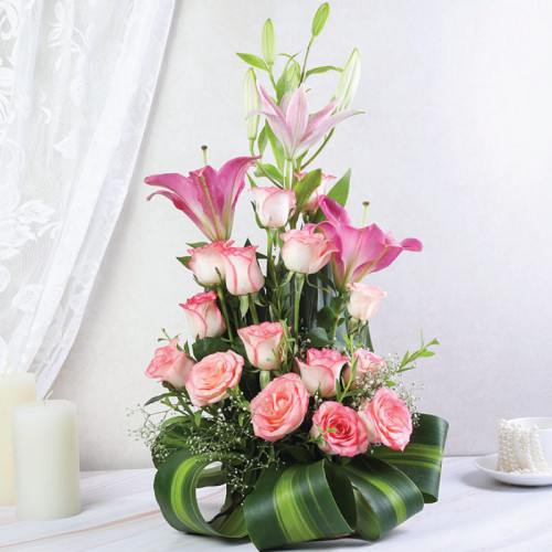 Roseate Melody - Pink rose basket