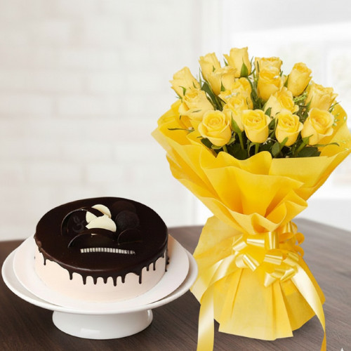 Eternal Beauty: A Gift Combo of 10 yellow roses and 0.5 kg chocolate cake