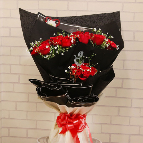 Hickey-pickey Roses - Red rose bouquet